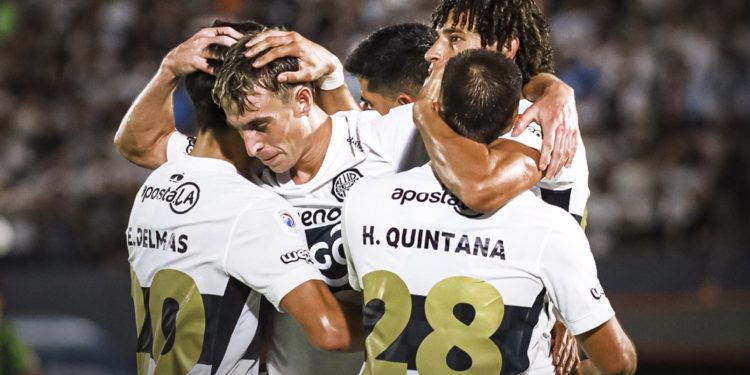 Olimpia visita a su “bestia negra” con la obligación de sostener el invicto y la punta