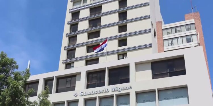 Horacio Cartes «evoluciona favorablemente» tras implante de marcapasos y descartan ACV Horacio Cartes «evoluciona favorablemente» tras implante de marcapasos y descartan ACV