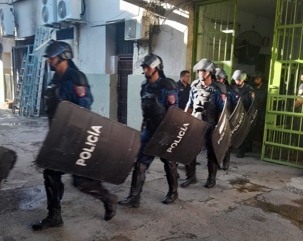 Controlan protesta de internos en la Penitenciaría Nacional tras intervención preventiva