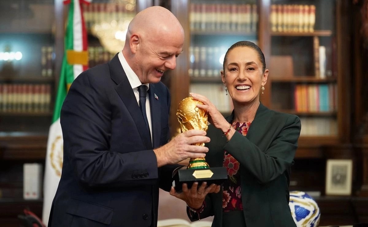 Infantino ratifica la confianza de la FIFA en México como sede del Mundial 2026