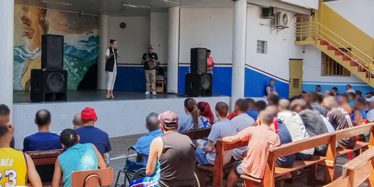 Justicia realizó socialización sobre reducción de penas en penitenciaría Tacumbú Justicia realizó socialización sobre reducción de penas en penitenciaría Tacumbú