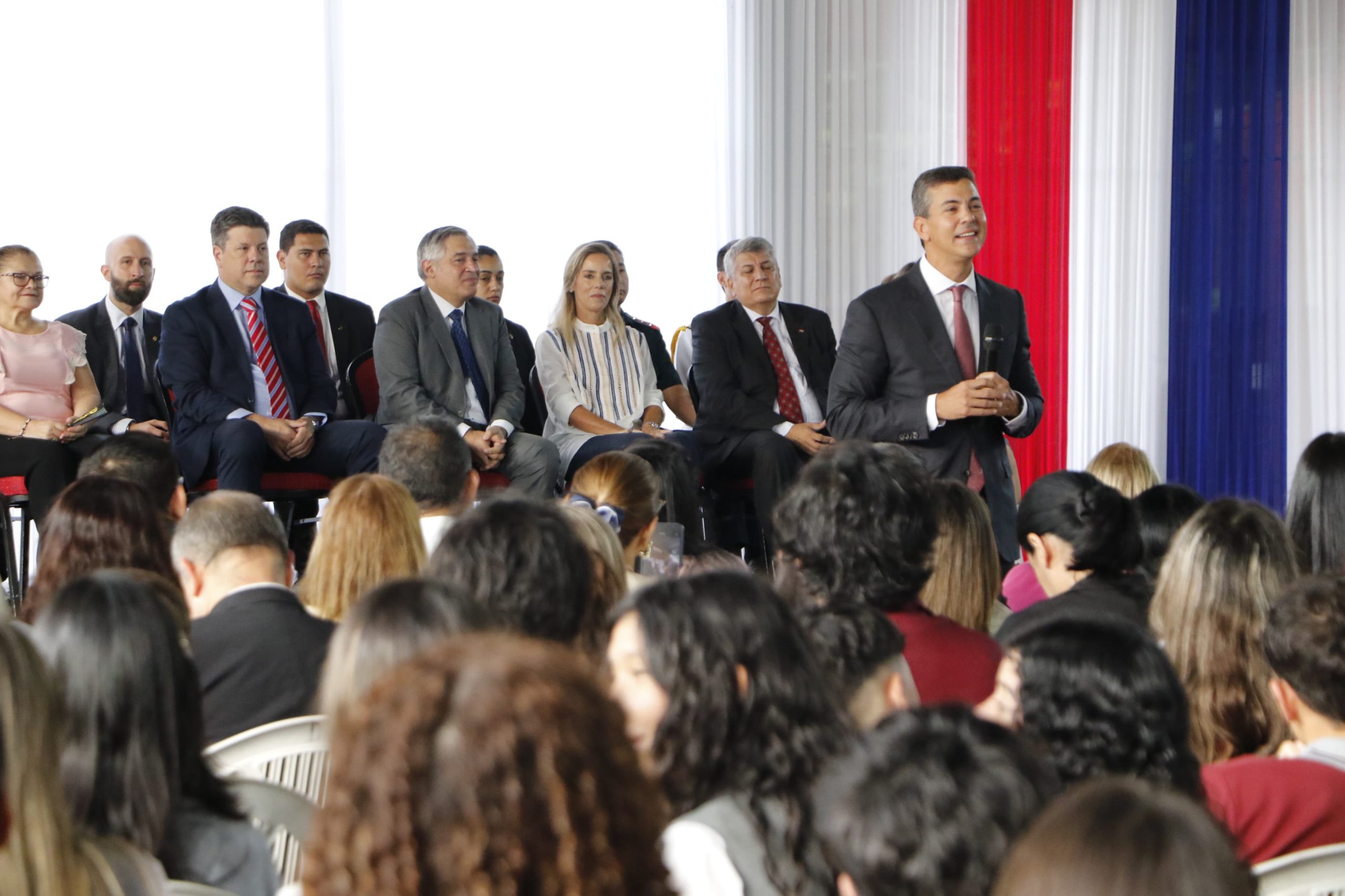 Peña inaugura el año lectivo 2026 con énfasis en calidad, transparencia y hambre cero Peña inaugura el año lectivo 2026 con énfasis en calidad, transparencia y hambre cero