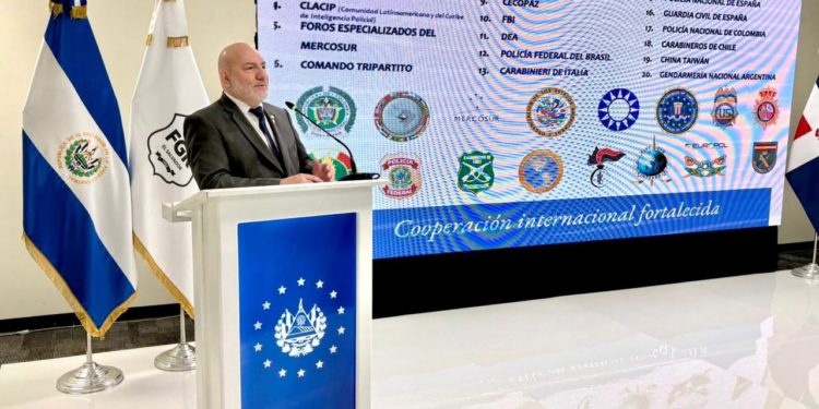 Paraguay refuerza la cooperación contra el crimen transfronterizo en América Latina Paraguay refuerza la cooperación contra el crimen transfronterizo en América Latina