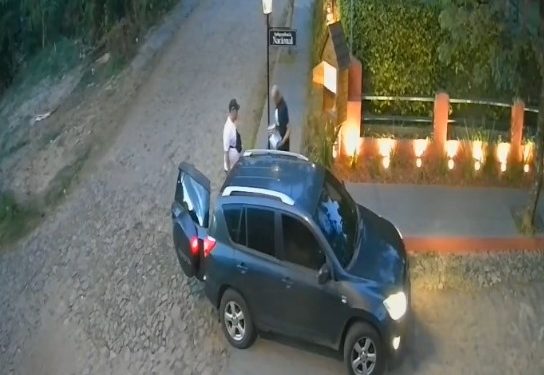 ¿Ladrones «cultos»? ¡»Robalibros» saquearon una biblioteca callejera! ¿Ladrones «cultos»? ¡»Robalibros» saquearon una biblioteca callejera!