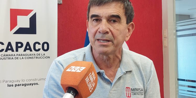 Deuda con constructoras puede agravarse y amenaza continuidad de las obras públicas Deuda con constructoras puede agravarse y amenaza continuidad de las obras públicas