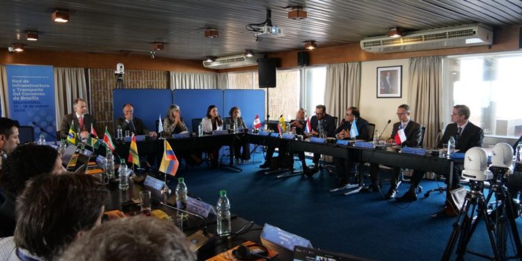 El Chaco como nodo logístico global: Paraguay consolida el Corredor Bioceánico en cumbre regional de Montevideo El Chaco como nodo logístico global: Paraguay consolida el Corredor Bioceánico en cumbre regional de Montevideo