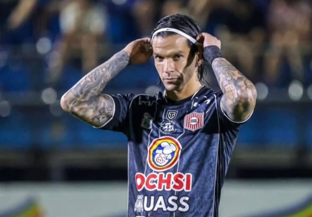 Tribunal de Ética de la APF convoca a Aldo Quiñónez tras polémica arenga Tribunal de Ética de la APF convoca a Aldo Quiñónez tras polémica arenga