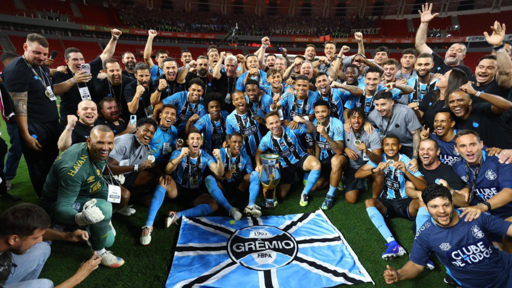 Grêmio campeón del Gaúcho en el Beira-Río con presencia paraguaya