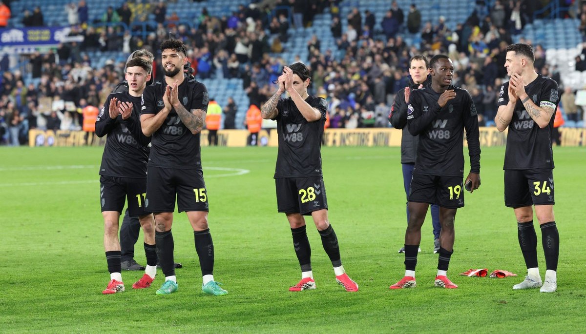 Omar Alderete, la muralla paraguaya en la victoria del Sunderland