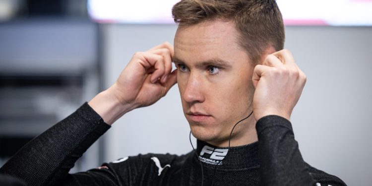 Joshua Duerksen se mete en el top 10 en Melbourne