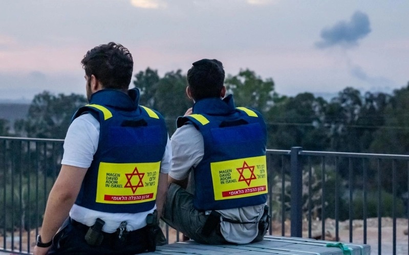 Magen David Adom: El ejército de voluntarios que sostiene la emergencia médica en Israel bajo el fuego Magen David Adom: El ejército de voluntarios que sostiene la emergencia médica en Israel bajo el fuego