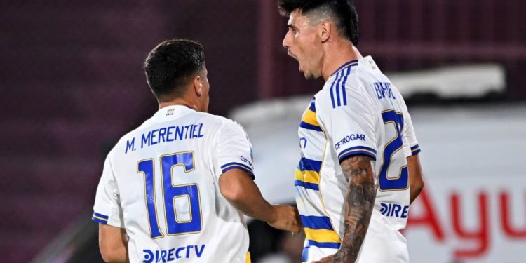 El nueve paraguayo que entusiasma: sólido partido Adam Bareiro en la goleada de Boca Juniors