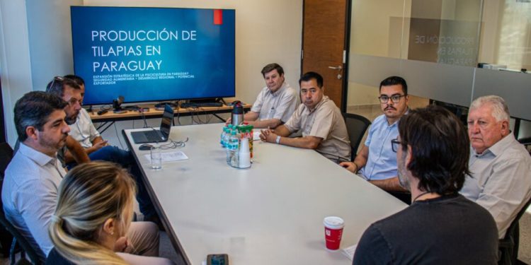 Inversores brasileños interesados en el potencial acuícola del Paraguay