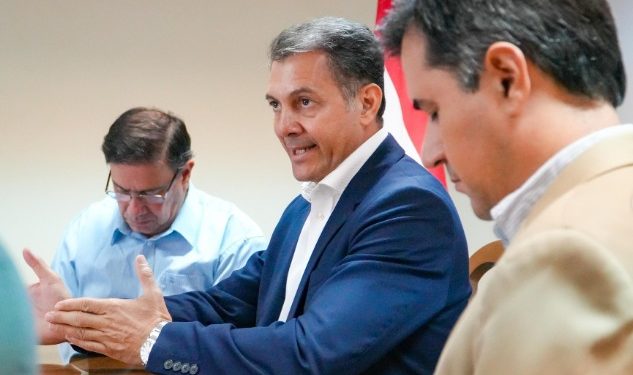 Para el MAG, la familia Hiebert es productora de cebolla de alta calidad en el Chaco