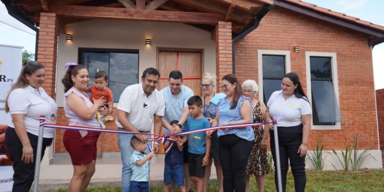 Expanden «Che Róga Porã» para que paraguayos en España aseguren vivienda propia en Paraguay
