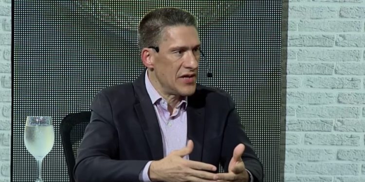 Petropar ajusta precios con cautela y asegura estabilidad pese a presión internacional