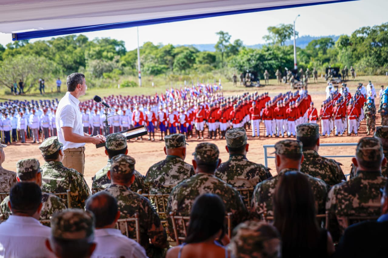Peña reivindica el legado de los héroes con obras: supervisa la Ruta PY17 en el norte fronterizo Peña reivindica el legado de los héroes con obras: supervisa la Ruta PY17 en el norte fronterizo