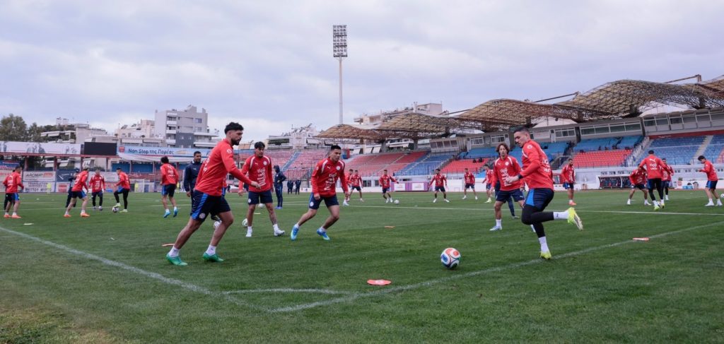 Con los 26 convocados, Paraguay intensifica su preparación para el amistoso ante Grecia Con los 26 convocados, Paraguay intensifica su preparación para el amistoso ante Grecia