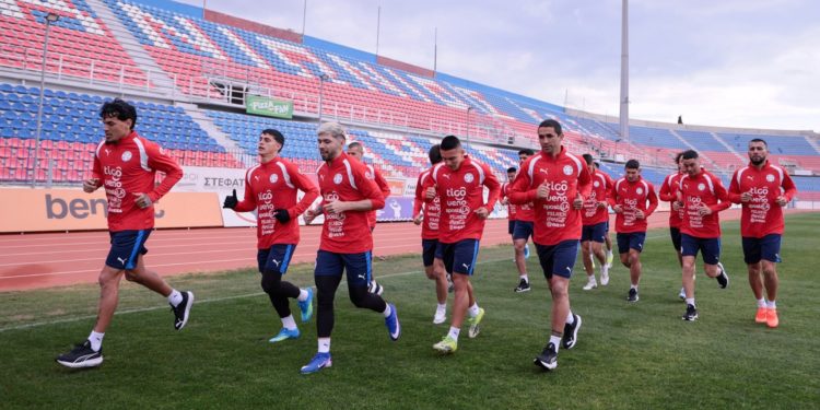 Paraguay inició trabajos en Atenas pensando en el primer amistoso ante Grecia