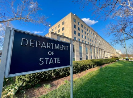 EE. UU. y seis naciones árabes condenan ataques «temerarios» de Irán y reafirman su derecho a la autodefensa EE. UU. y seis naciones árabes condenan ataques «temerarios» de Irán y reafirman su derecho a la autodefensa