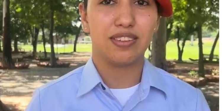 Rompiendo barreras: Jazmín Cecilia Balbuena Escobar, la primera mujer indígena en la Fuerza Aérea Paraguaya