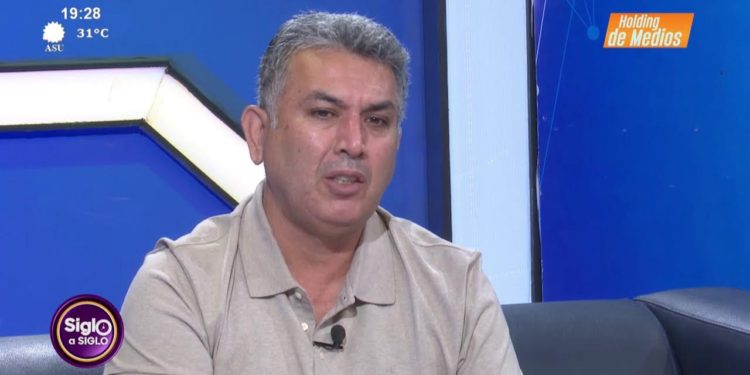 Con docentes, Piris irá por el IPS tal como lo prometió