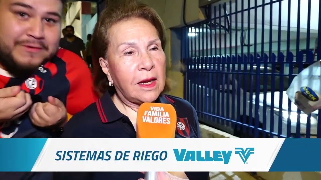 Video: El DT en la calle luego del partido Cerro Porteño Vs. Junior de Colombia