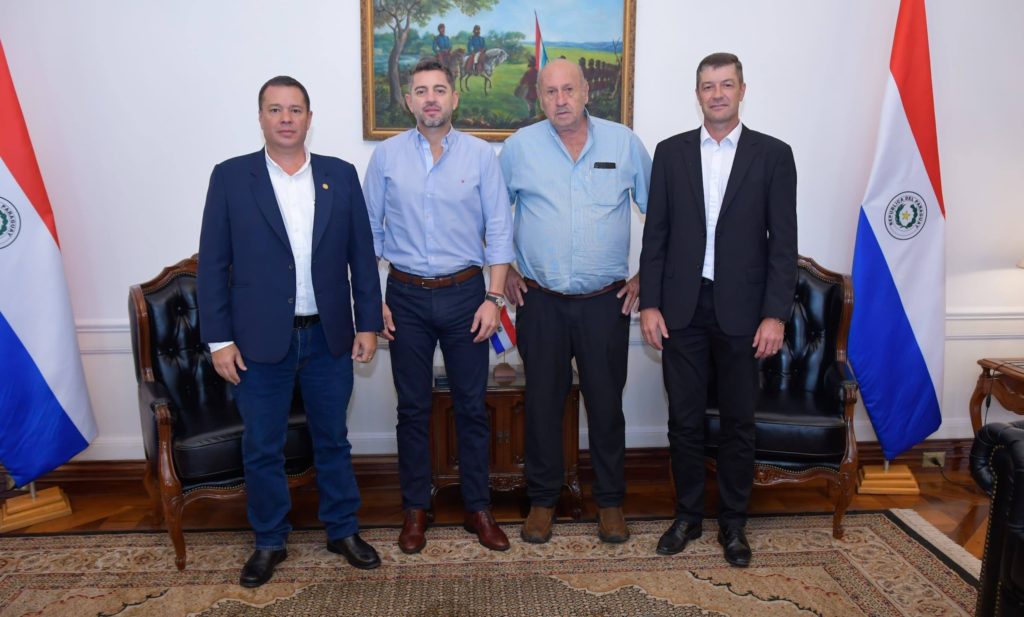 Anuncian empedrado clave que mejorará el acceso a la comunidad Pesempo’o en Loma Plata