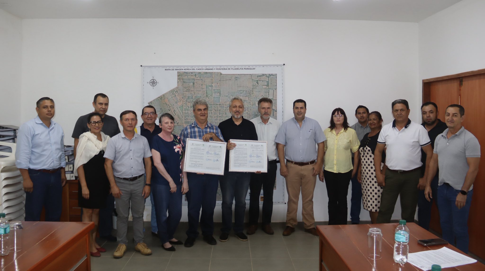 Filadelfia reconoce a la Clínica Indígena y distingue a un enfermero por su destacada labor Filadelfia reconoce a la Clínica Indígena y distingue a un enfermero por su destacada labor