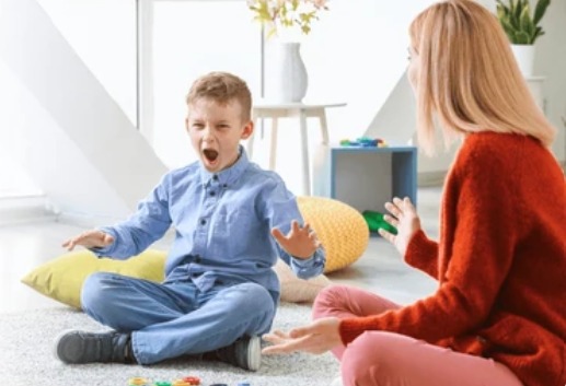 El rol clave de la familia en el acompañamiento de niños con TEA: más allá de la concienciación, una tarea diaria