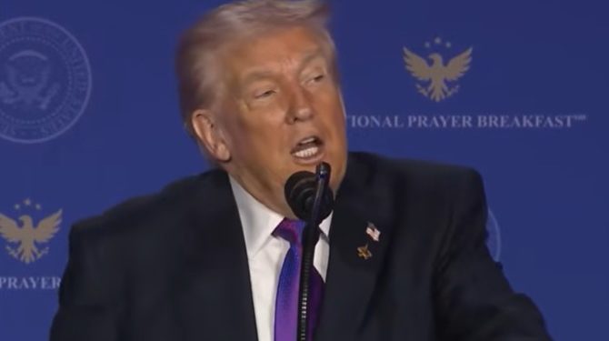 Trump anuncia alto el fuego histórico entre Israel y Líbano: La tregua de 10 días inicia este jueves Trump anuncia alto el fuego histórico entre Israel y Líbano: La tregua de 10 días inicia este jueves