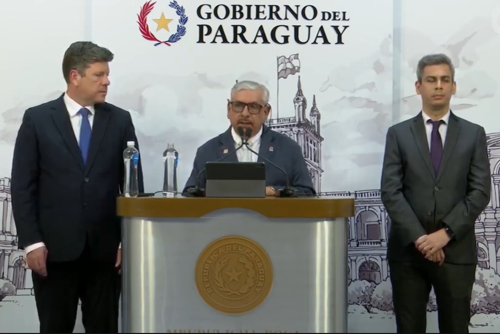 Nuevo presidente  del IPS pide a directores y consejeros que pongan sus cargos a disposición