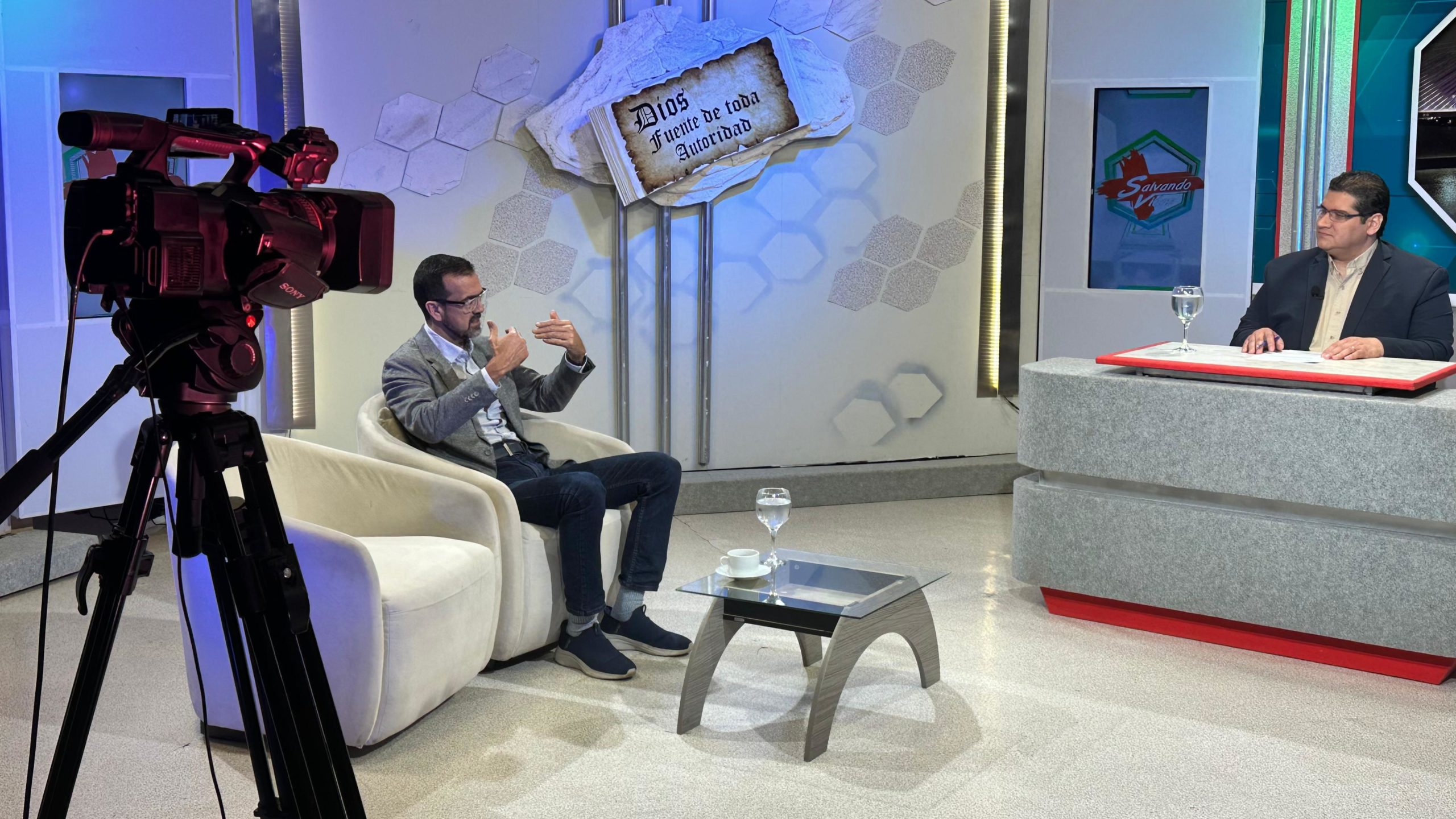 MQV cumple 25 años: fe, familia y trabajo, con el pastor Emilio Agüero en Salvando Vidas