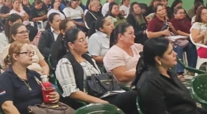 Más de 100 docentes de Cordillera se capacitan en el programa EASE para fortalecer la educación integral