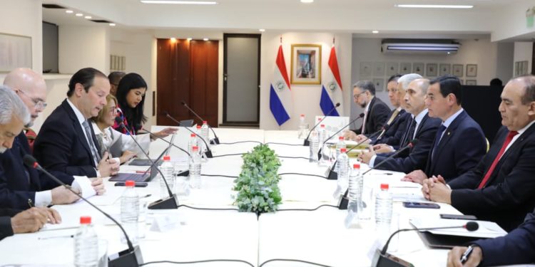 Paraguay y Panamá buscan consolidar eje estratégico con proyección hacia el MERCOSUR