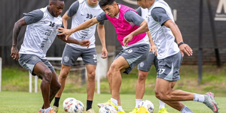 Olimpia mueve sus fichas en el Este: «Vitamina» Sánchez prepara un equipo alternativo con un regreso muy esperado Olimpia mueve sus fichas en el Este: «Vitamina» Sánchez prepara un equipo alternativo con un regreso muy esperado