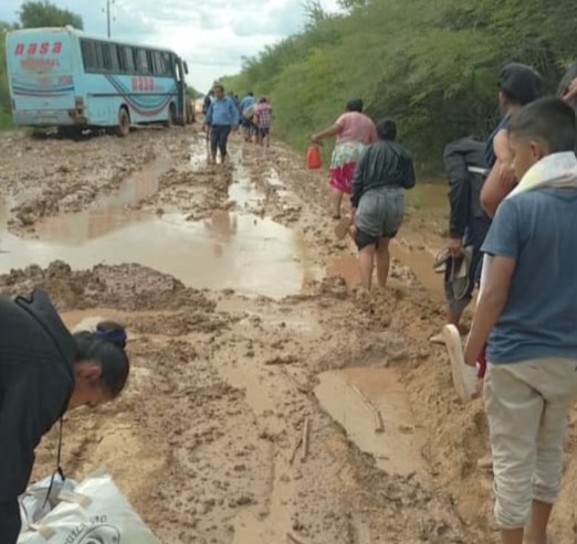 Piden 1.000 km más de rutas asfaltadas en el Chaco en medio de aislamiento por lluvias Piden 1.000 km más de rutas asfaltadas en el Chaco en medio de aislamiento por lluvias