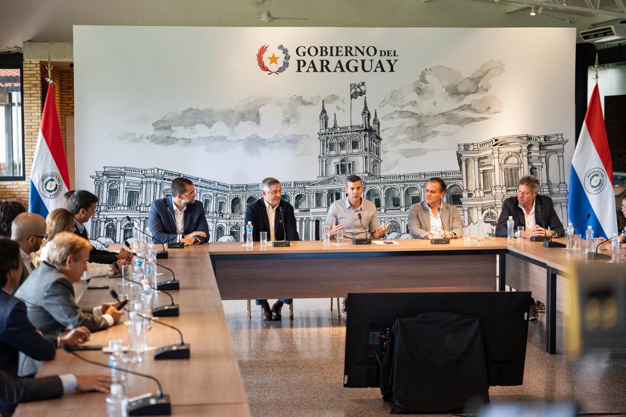 Lanzan “Jóvenes Conectados 2026”: alianza público-privada apuesta a transformar la educación y el futuro laboral