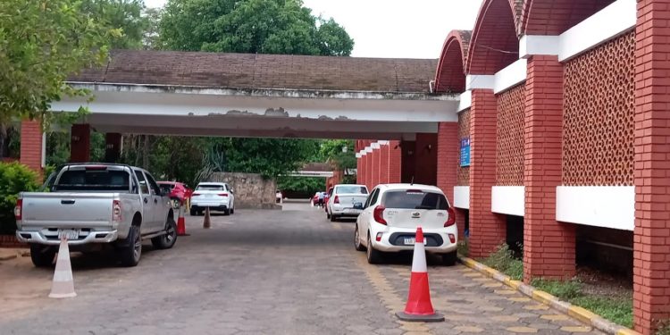 Salud pública: Precariedad edilicia, falta de insumos y riesgos en quirófanos Salud pública: Precariedad edilicia, falta de insumos y riesgos en quirófanos