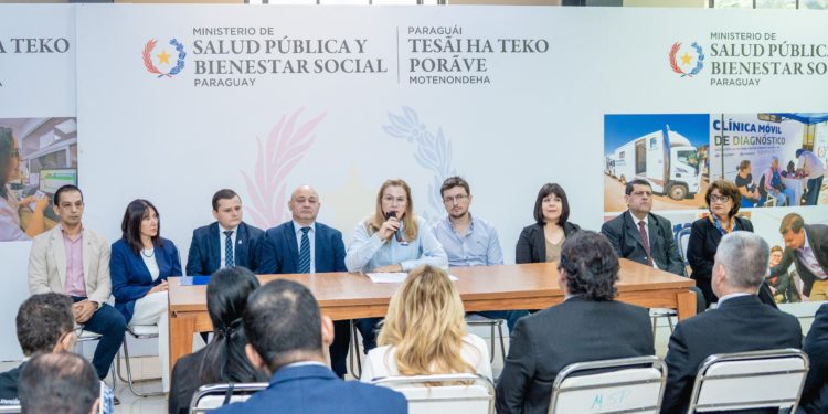 “Vacunarse es poder”: Paraguay redobla la protección contra el VRS tras lograr cero muertes en bebés inmunizados