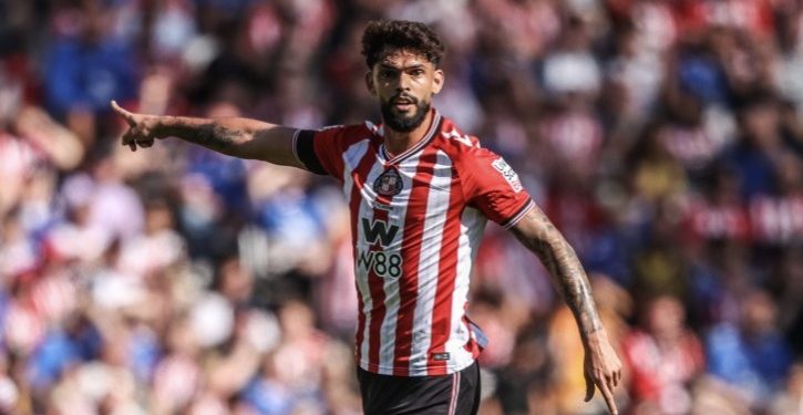 Omar Alderete agiganta su figura en la Premier League y deja al Tottenham al borde del abismo.