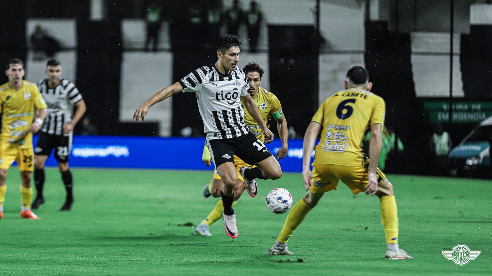 Libertad no levanta cabeza y cede puntos ante Trinidense en una noche de máxima tensión