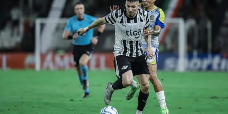 Libertad no levanta: nueva derrota y sin puntos en el grupo Libertad no levanta: nueva derrota y sin puntos en el grupo