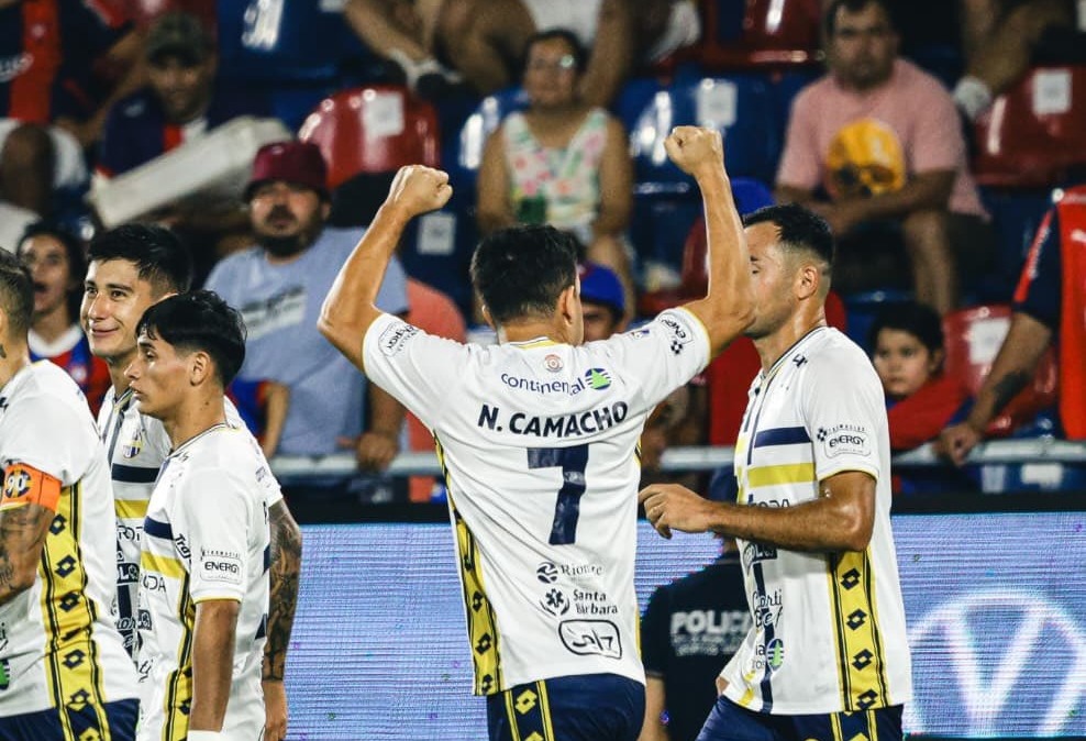 Trinidense y San Lorenzo ponen en marcha la fecha del superclásico