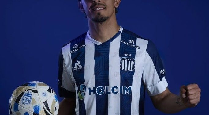 Ronaldo Martínez se reencuentra con el gol y apuntala el gran momento de Talleres