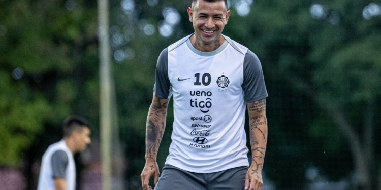 Luz al final del túnel: Derlis González acelera su retorno en la recta final del Apertura