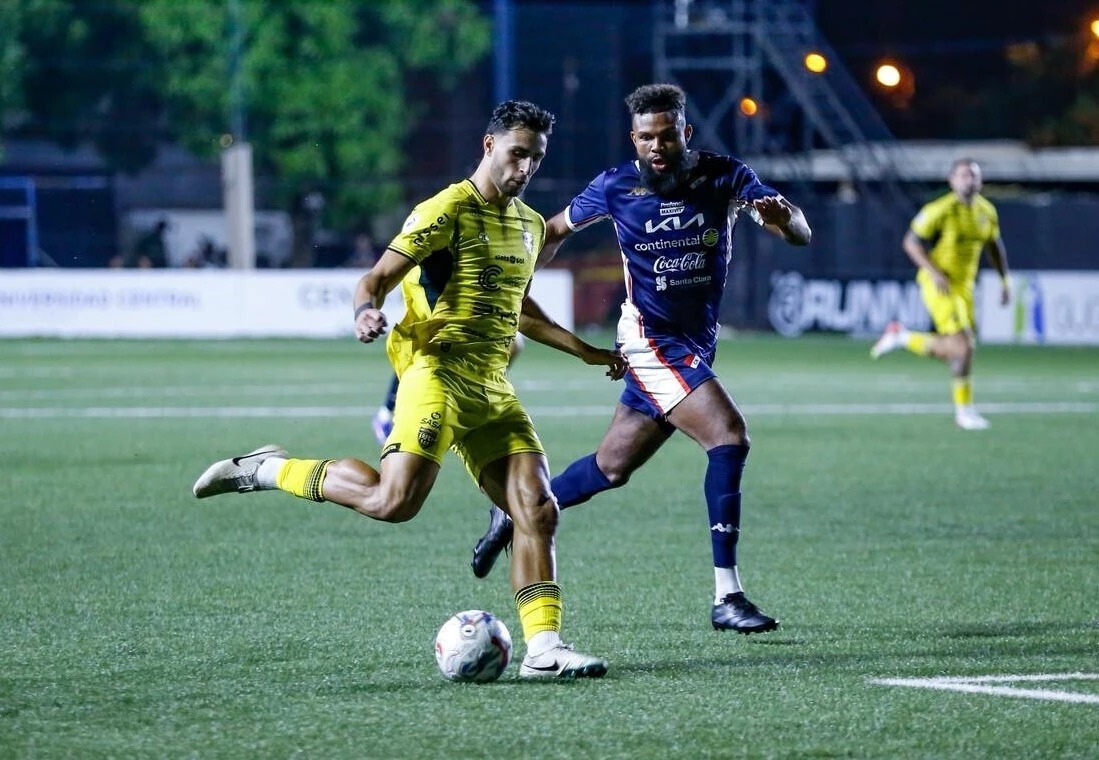 Nacional y Recoleta abren la jornada en Barrio Obrero
