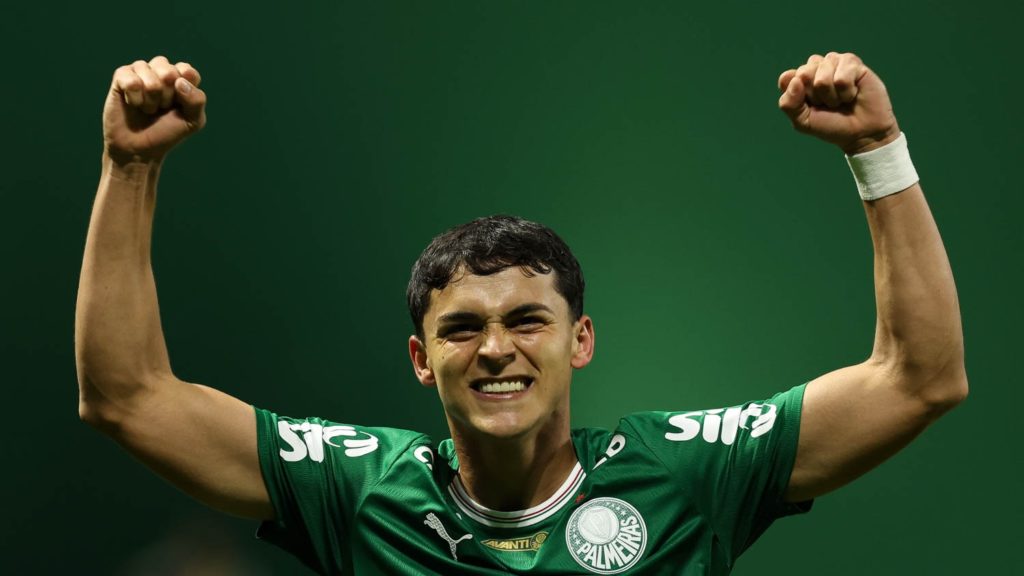 Ramón Sosa brilla con un doblete en la goleada del Palmeiras