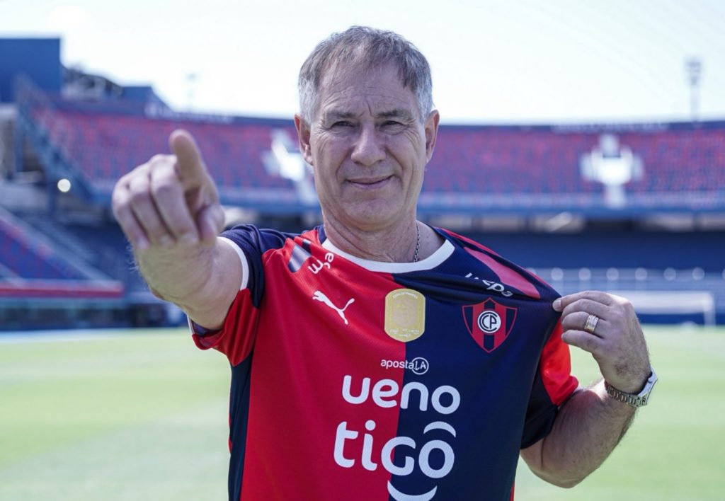 Ariel Holan: Los partidos se deben ganar en la cancha y no en los escritorios