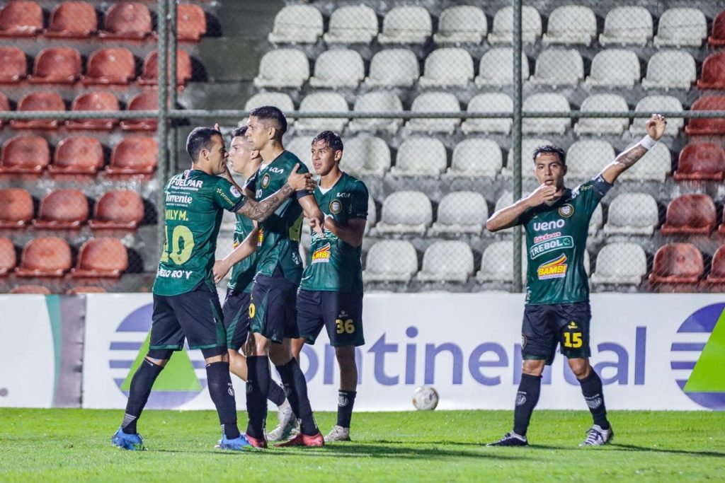 ¡Golpe en el Gunther Vögel! Rubio Ñu respira y hunde al Rayadito en un duelo directo por la permanencia